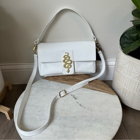 NWT Original HOUSE OF HARLOW
1960 Snake 100% Leather Shoulder
Bag Gold White - Picture 1 of 13